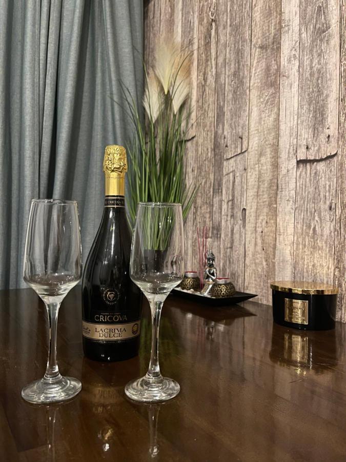 Sunset Luxury Apartment Near Unirii Square Bucureşti Ngoại thất bức ảnh